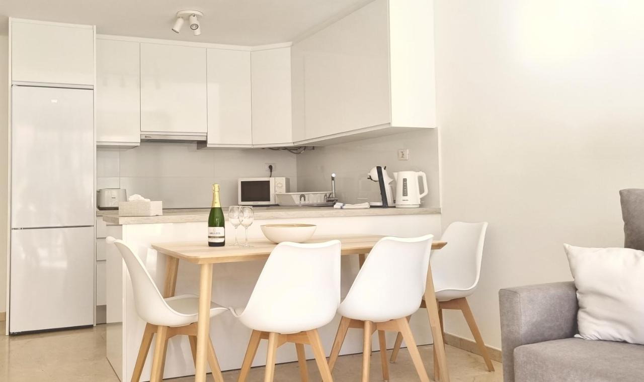 Lovely Apartment With Big Sunny Terrace ปาล์ม-มาร์ ภายนอก รูปภาพ